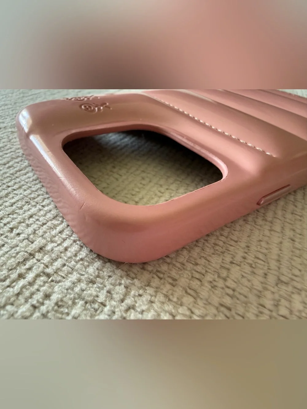 Urban sophistication The Puffer Case Ballerina iPhone 16 pro